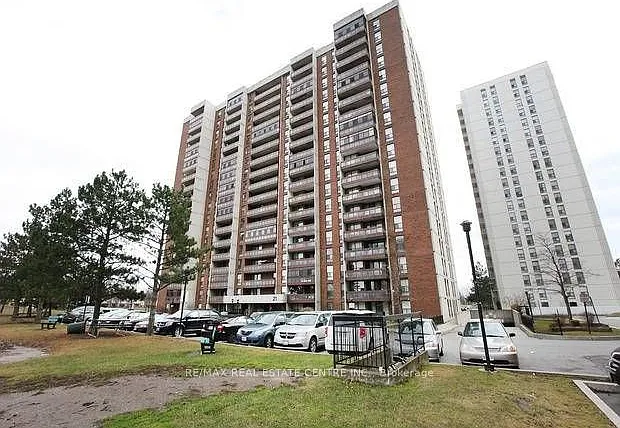 17 Knightsbridge Rd #1202