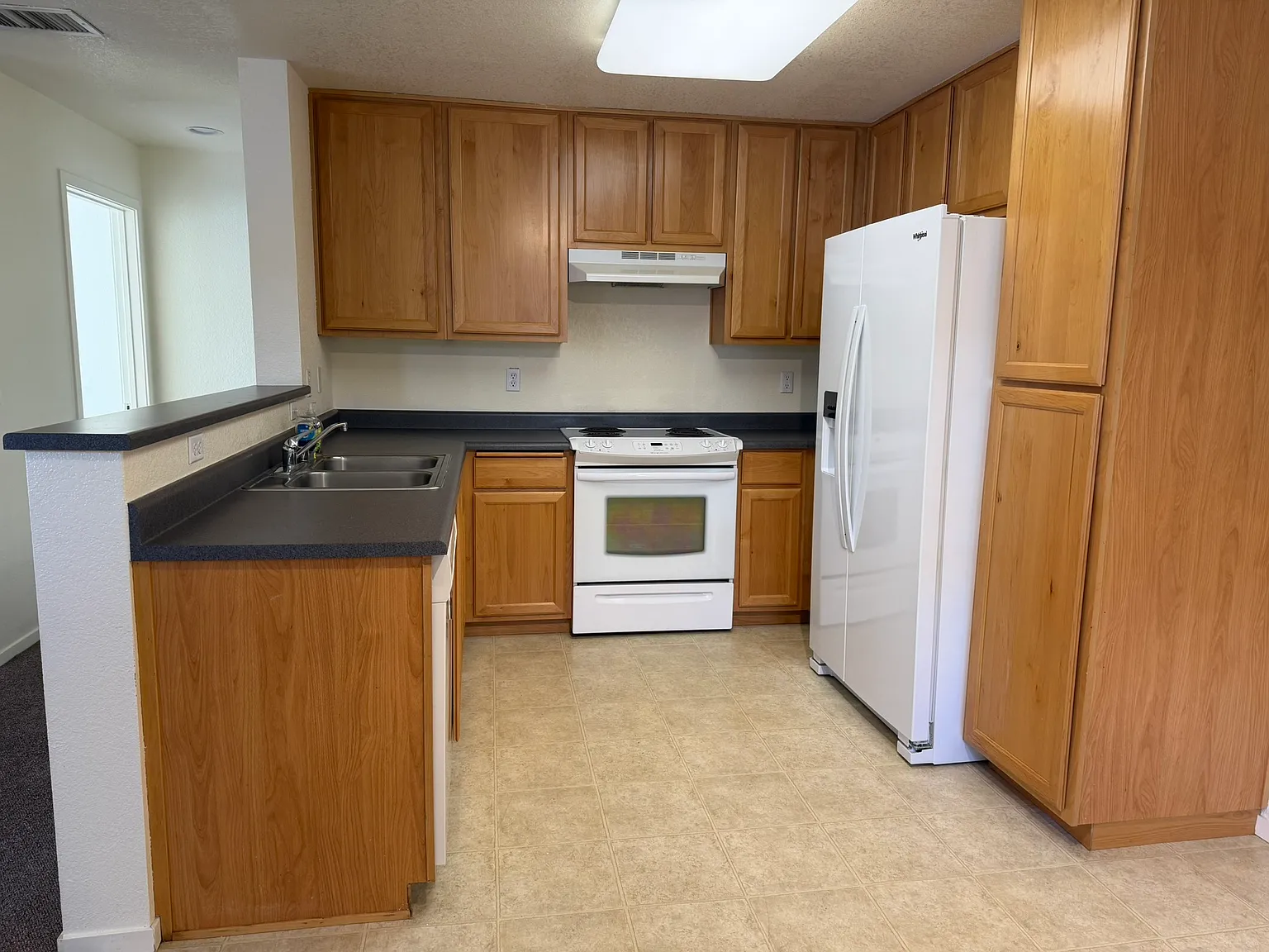1 bed, 620 sqft, $1,850 — Photo 2