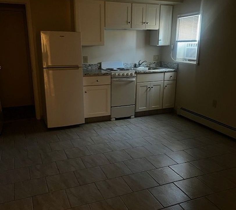 2nd image of 708 N Valley Forge Rd #E01