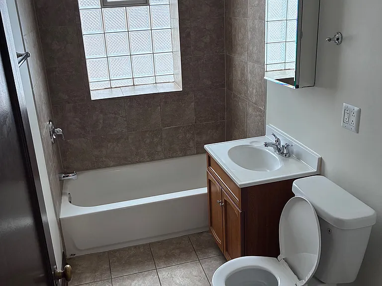 7720 S Marquette Ave #2B — Photo 2