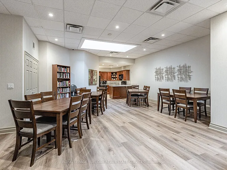 1477 Lakeshore Rd #305 — Photo 47