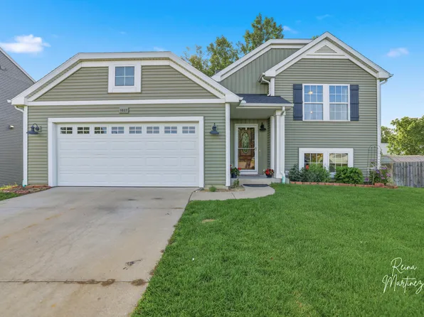 1037 Sunfield Dr, Holland, MI 49424