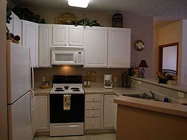 1st image of 601 Lakeside Dr APT 204