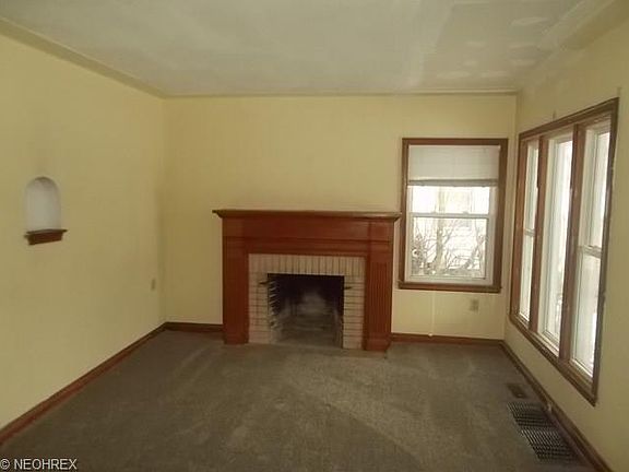 5th image of 1026 Oberlin Ave