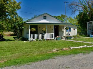 2235 Lotus Ln, Central Point, OR 97502