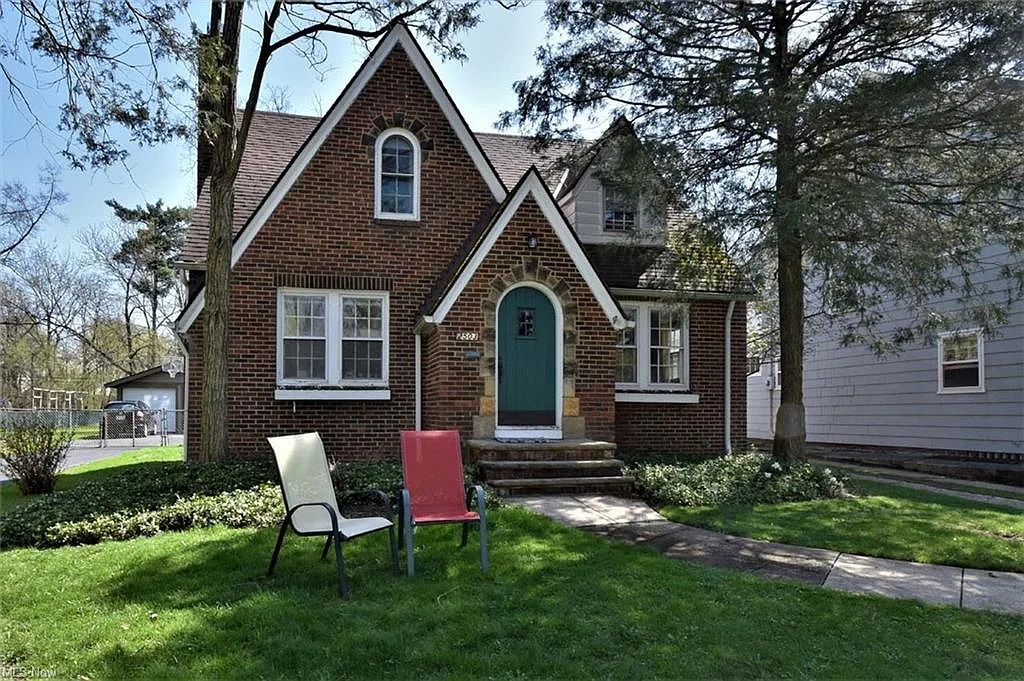 2503 Queenston Rd photo 1
