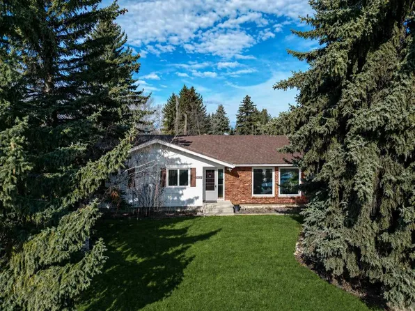 5306 E 57th Ave, Olds, AB T4H 1J3