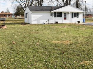 1079 S Crawford St, Martinsville, IN 46151