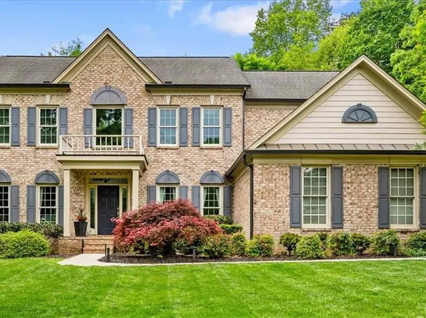 3905 Battenburg Ct, Greensboro, NC 27410