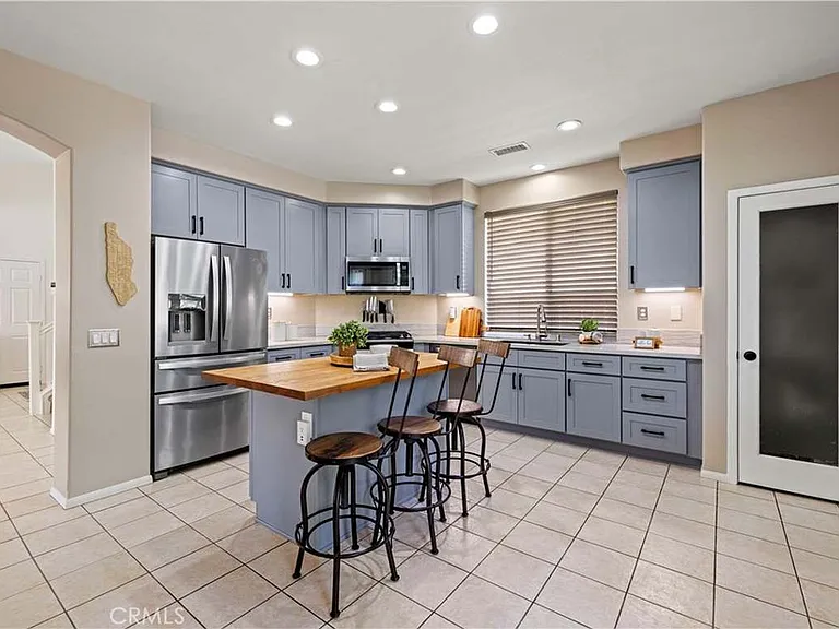 20334 Colina Dr — Photo 10