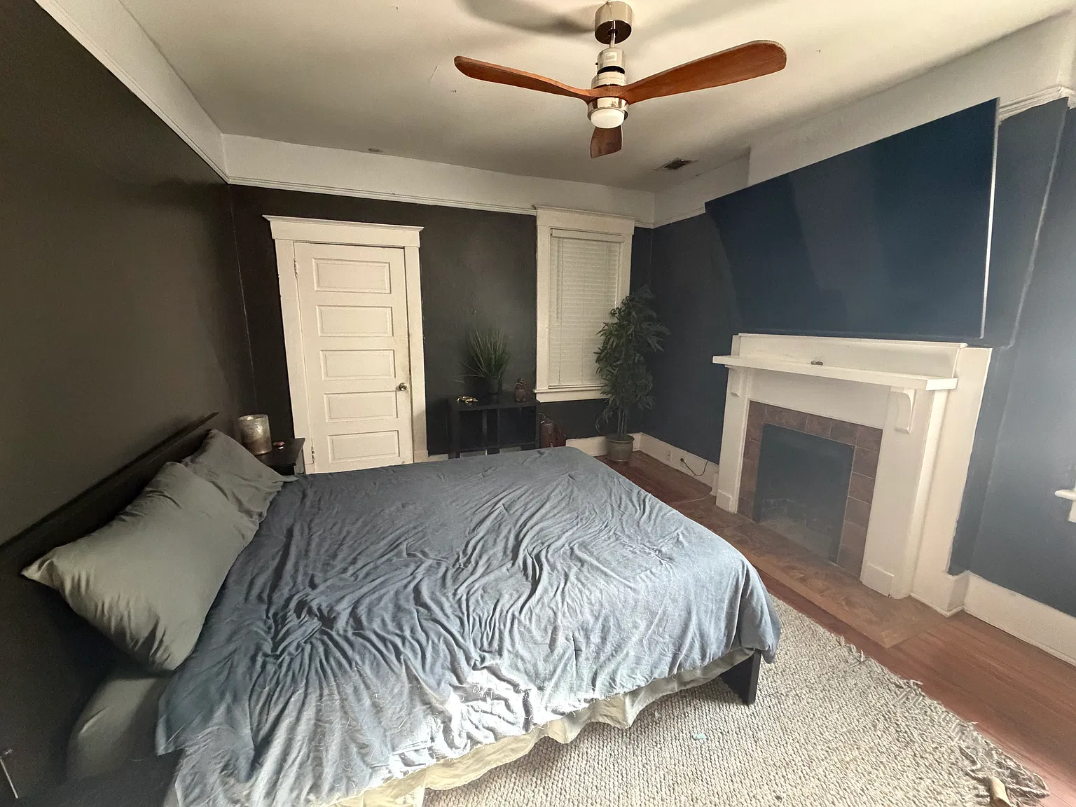 2 bed, 1400 sqft, $2,050 — Photo 3