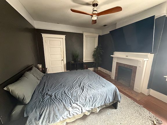 3rd image of 230 W 38th St