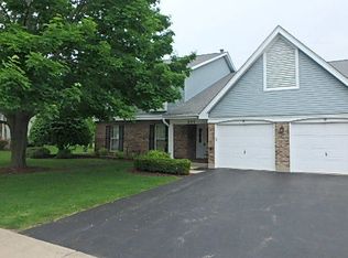 203 N Creekside Trl, McHenry, IL 60050