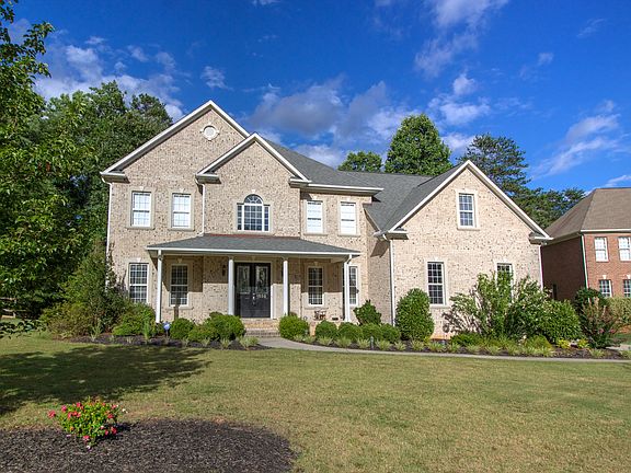 5th image of 1835 Crossroads Dr
