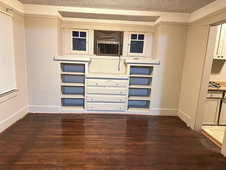 3506 E Illinois Ave — Photo 6