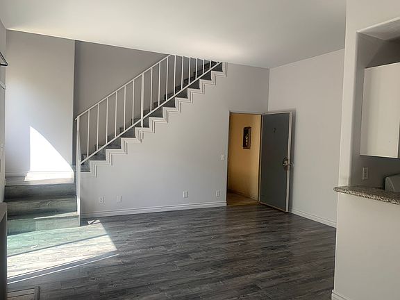 2nd image of 11027 Aqua Vista St APT 7