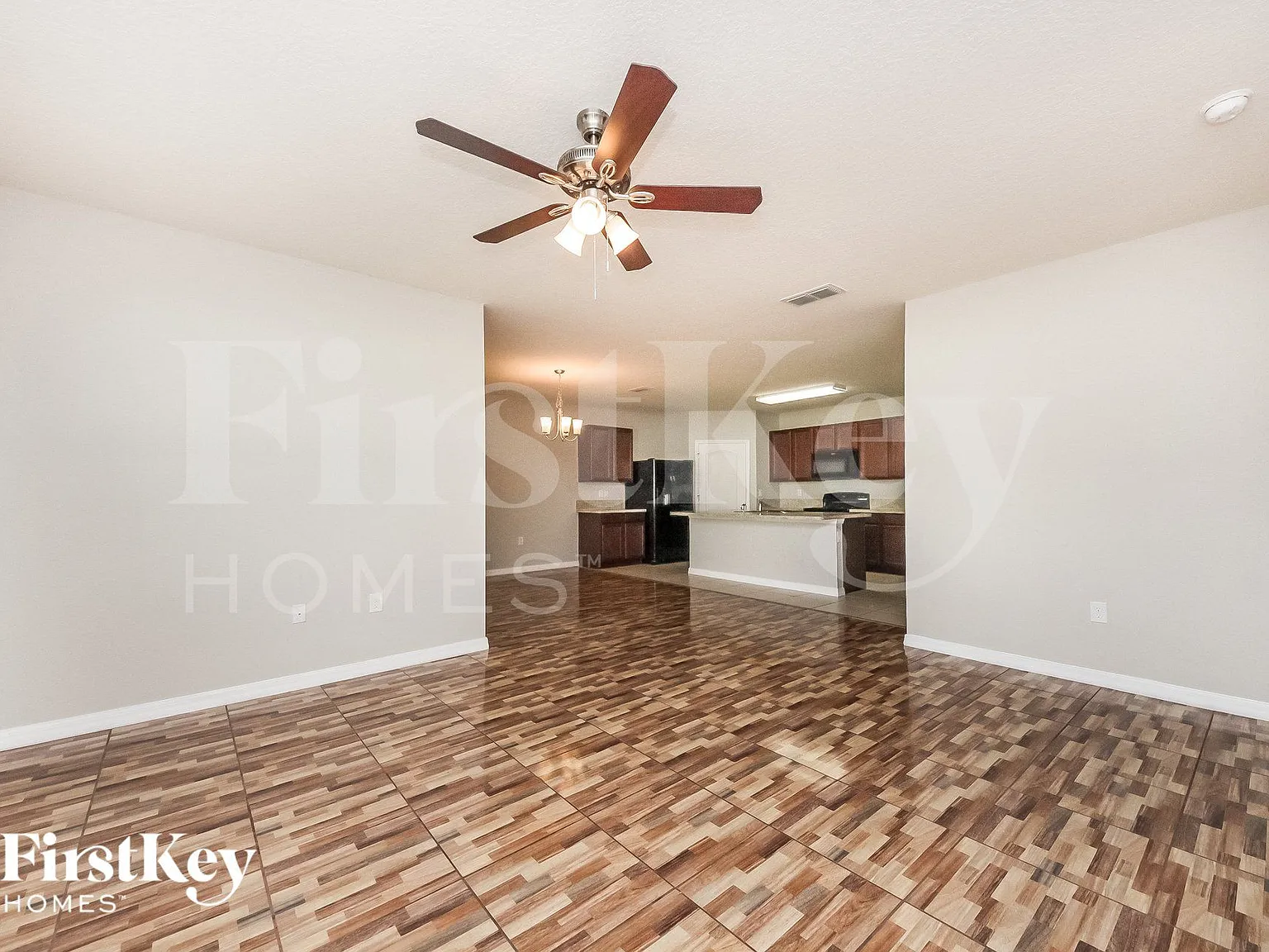 4 bed, 2.0 bath, 1846 sqft, $2,730 — Photo 4