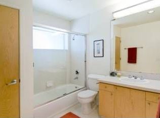 419 Fulton St #202, San Francisco, CA 94102