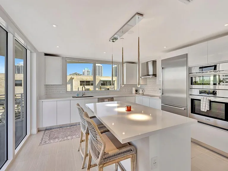 612 Bayshore Dr #301 — Photo 20