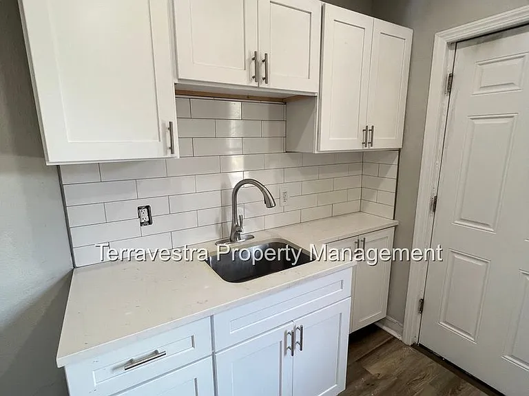118 N 2nd Street — Photo 3