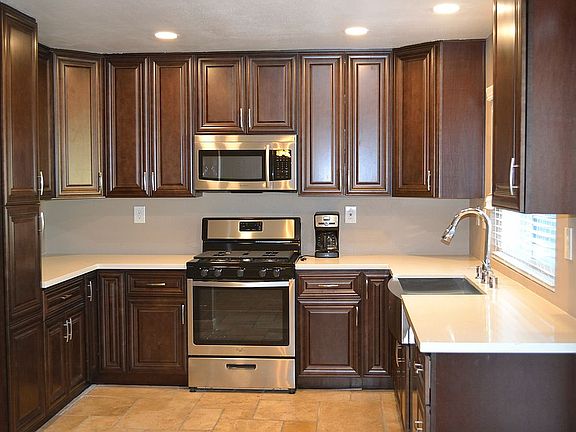 2nd image of 9755 Ashford Ave