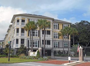 2301 Grand View Dr, Saint Simons Island, GA 31522