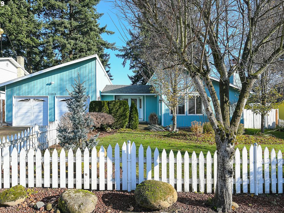 1st image of 11812 SE Riveridge Dr