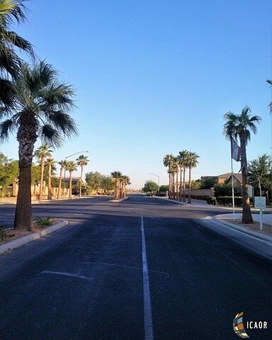 1st image of 621 Las Villas