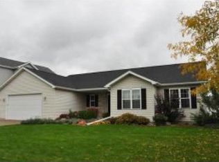 4110 N Trailway Ln, Appleton, WI 54913
