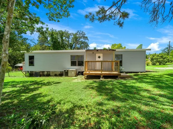 1683 SE 160th Ter, Ocklawaha, FL 32179