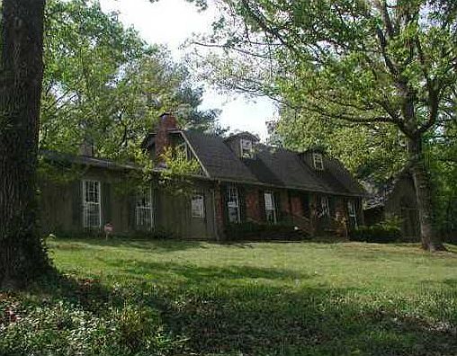 1st image of 2611 Elizabeth Ave