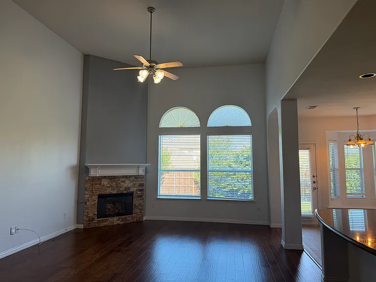 8373 Brightside Ln — Photo 6