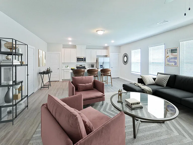 Lakewood Manor — Photo 8