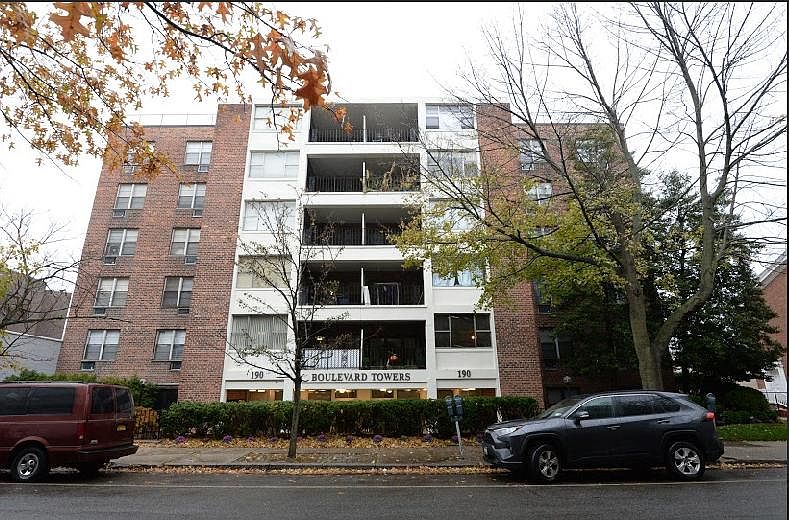 1st image of 190 1st St APT 2M