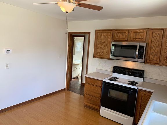 3rd image of 4585 San Jose Ln