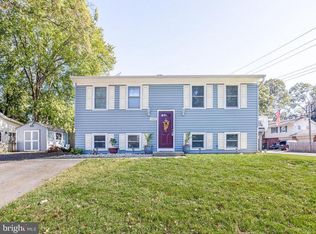 1725 Fairhill Dr, Edgewater, MD 21037