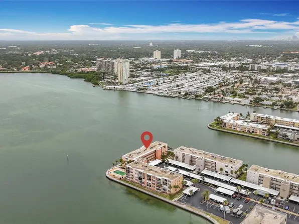 7665 Sun Island Dr S APT 206, South Pasadena, FL 33707