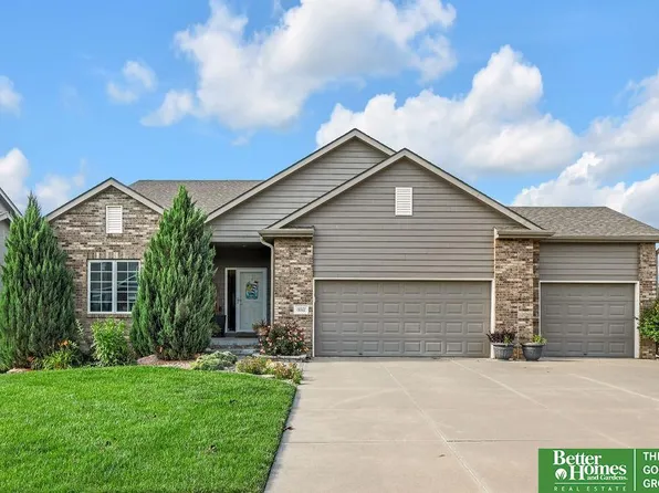 19302 G St, Omaha, NE 68135