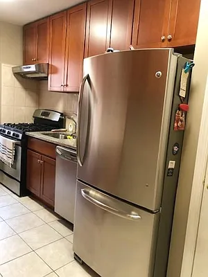 Sold by Remax Edge | media 8