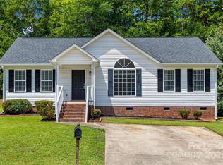104 Webbs Mill Dr, Fort Mill, SC 29715