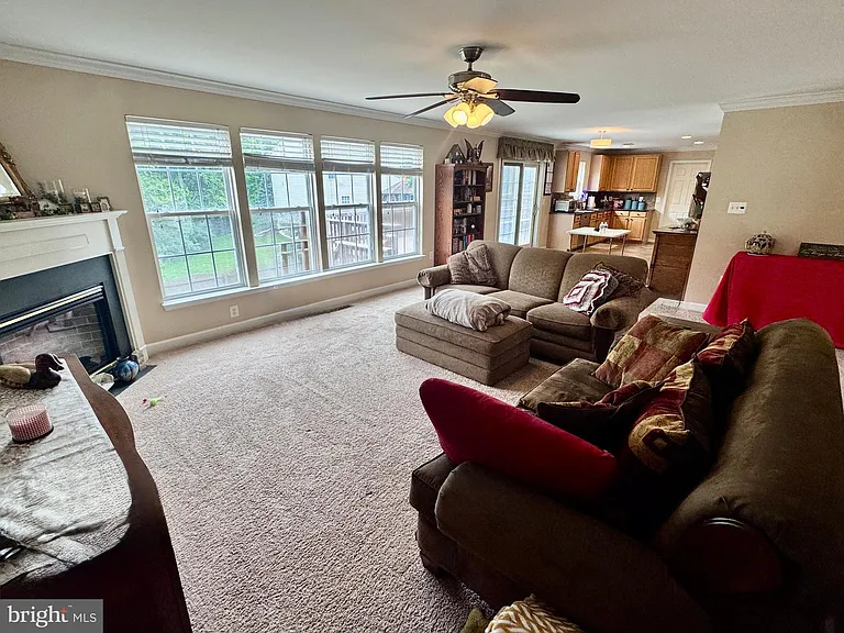 29 Webb Ct — Photo 9