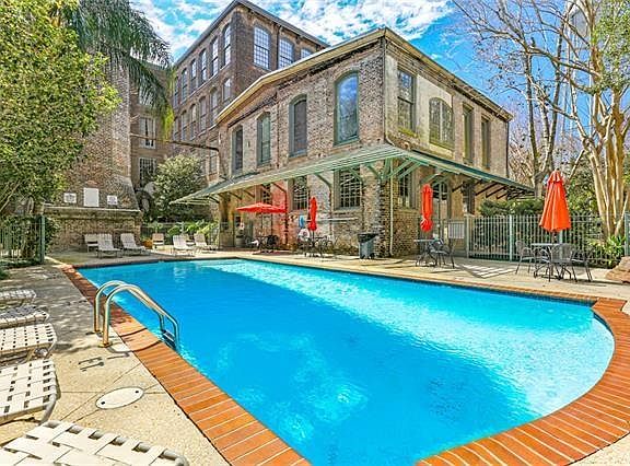 4th image of 920 Poeyfarre St APT 214