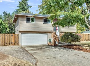 18940 Blue Ridge Dr, Oregon City, OR 97045