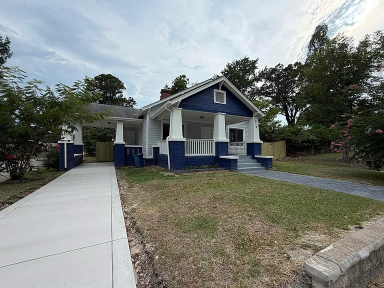 214 Nimocks Ave — Photo 1