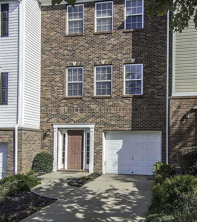 1st image of 110 Forsythia Dr