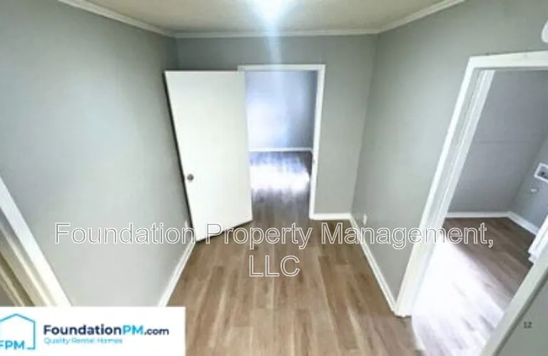 1748 Benning St — Photo 5
