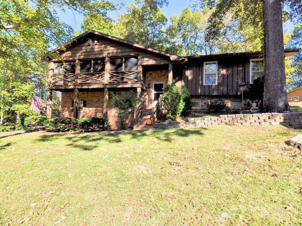 508 Magnolia Dr, Kuttawa, KY 42055