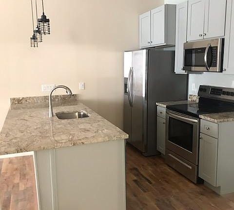 4th image of 2315 Park Ave #1G