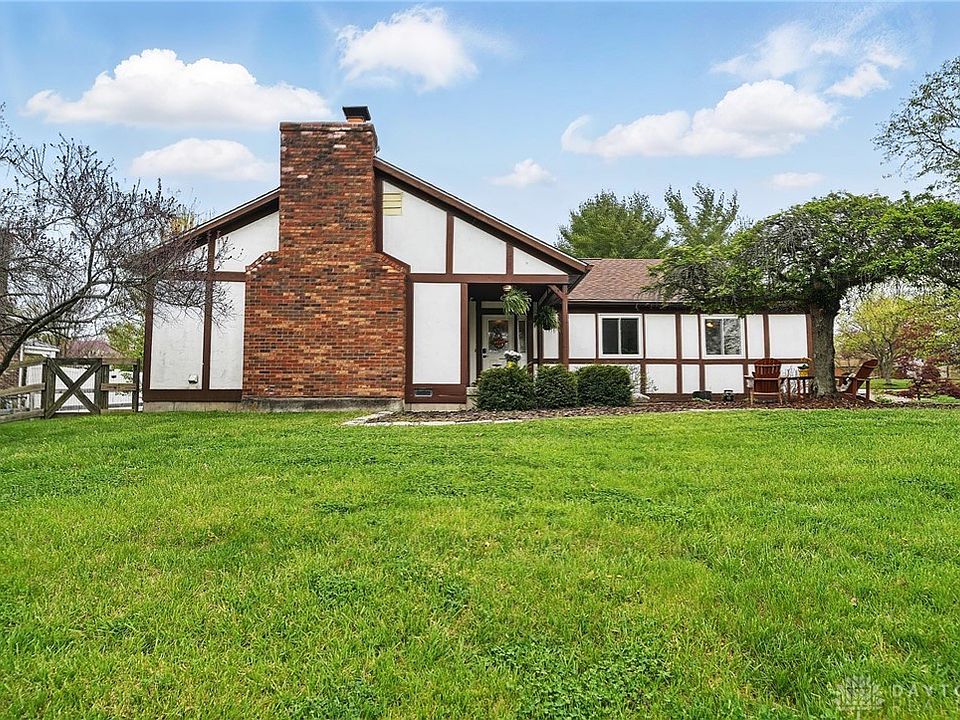 1st image of 4412 Aspen Dr