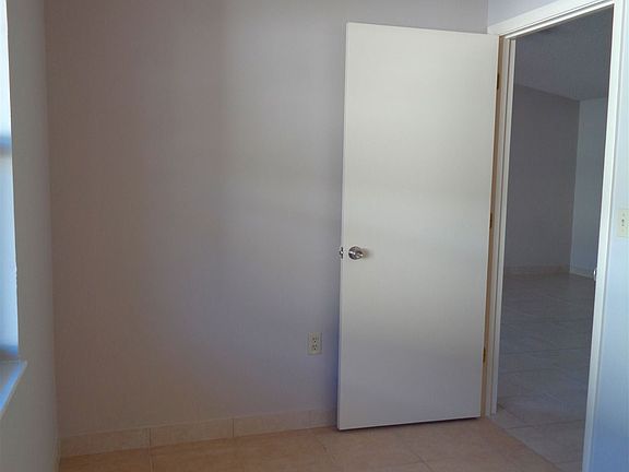 2nd image of 3537 Saulstars Ct